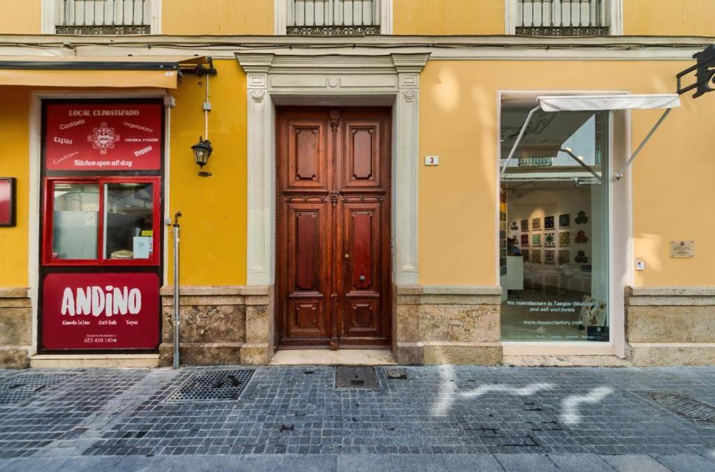 Apartments Holidays2Malaga City Center