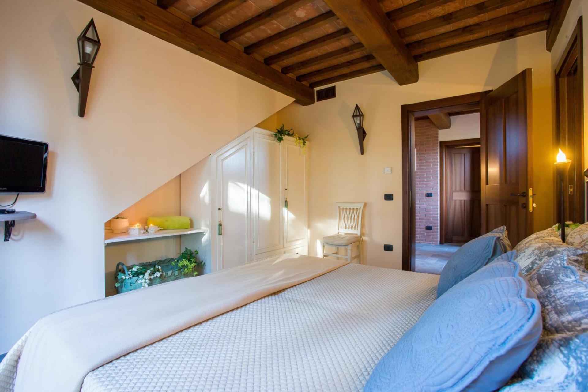 Villa Irene - Teloni view 4