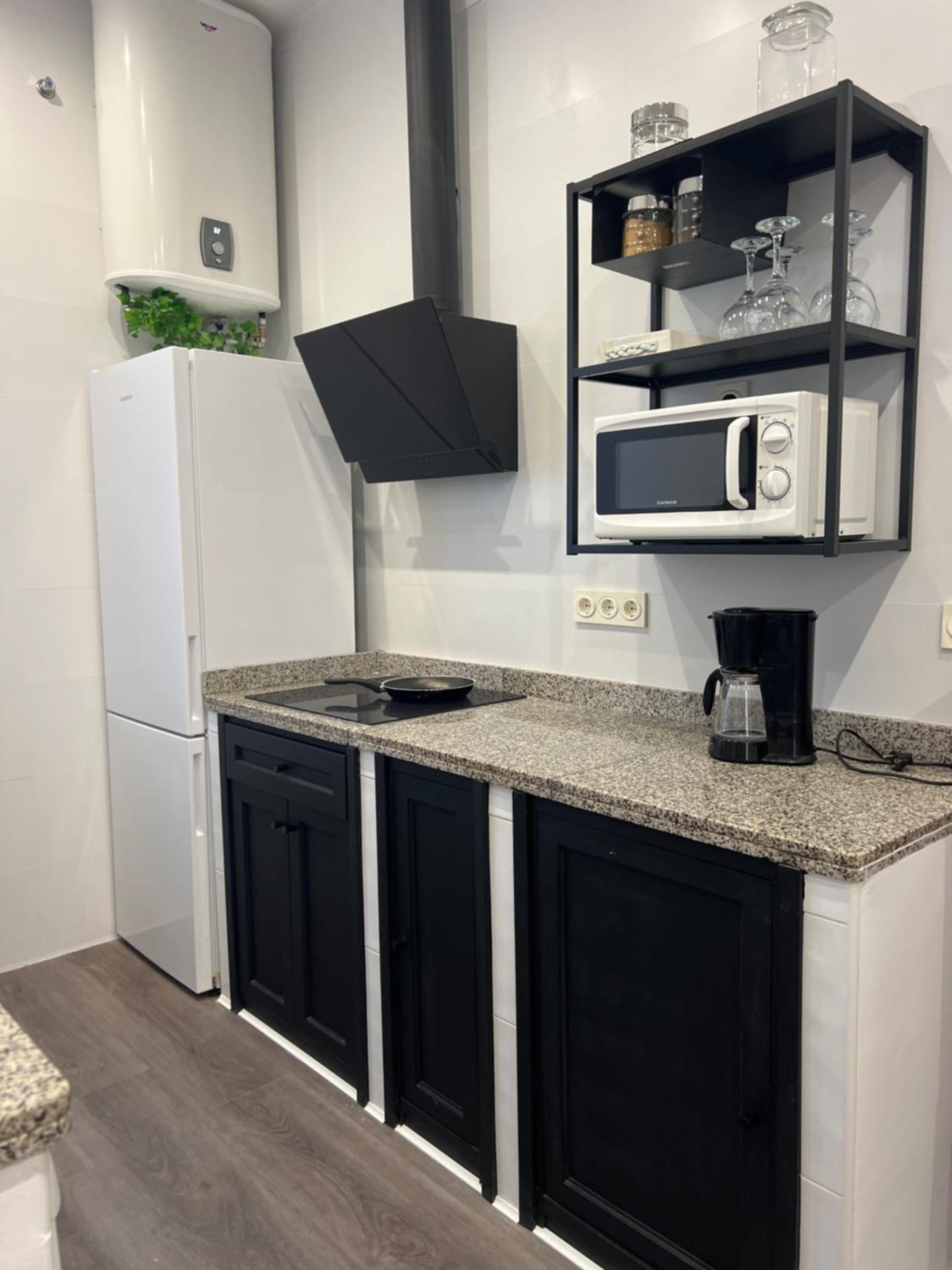 Cozy Apartment Malaga Center near Teatro Cervantes