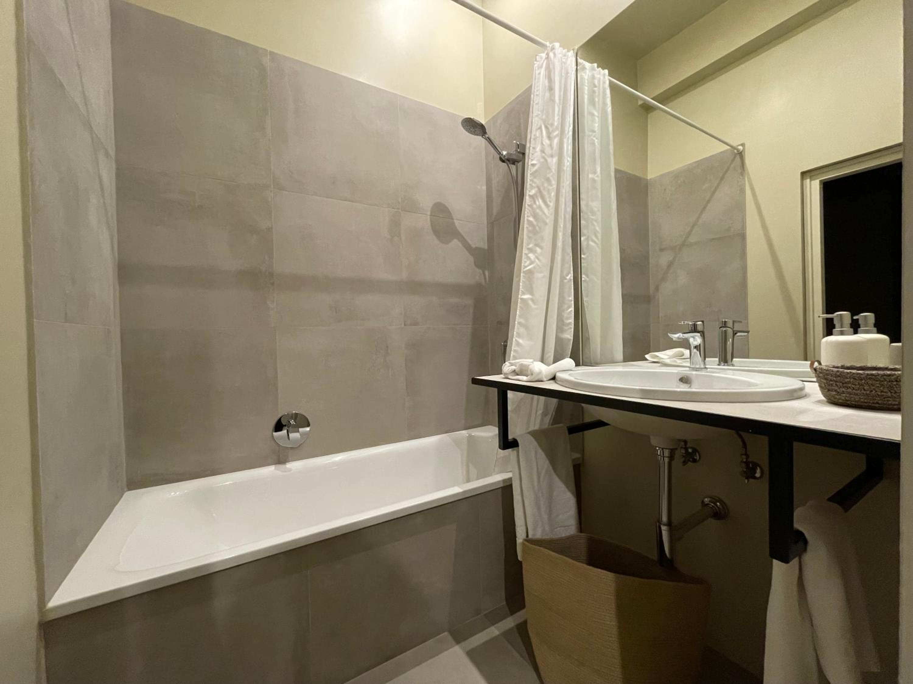 Rome Center, luxury & history in Via Monserrato