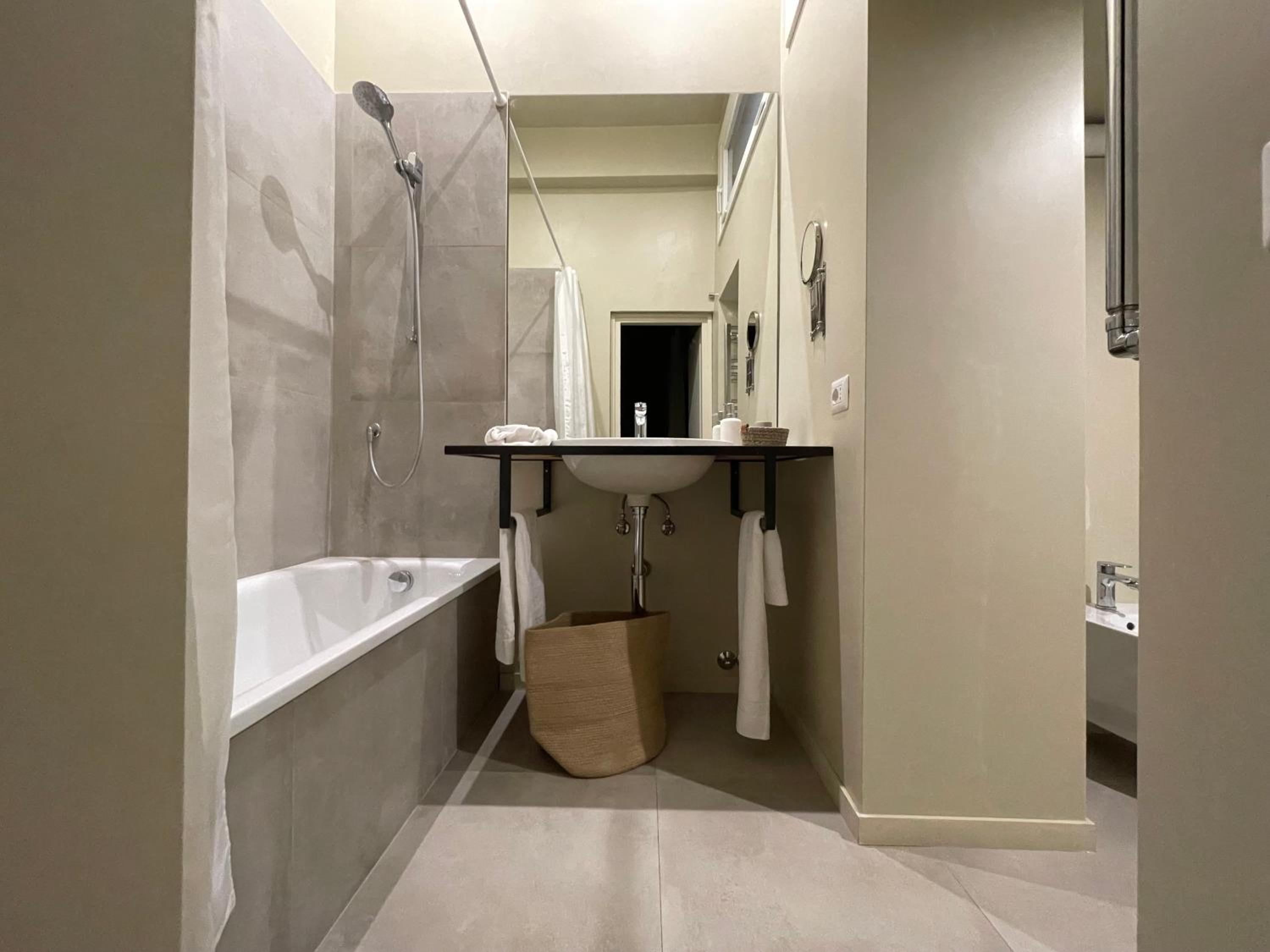 Rome Center, luxury & history in Via Monserrato