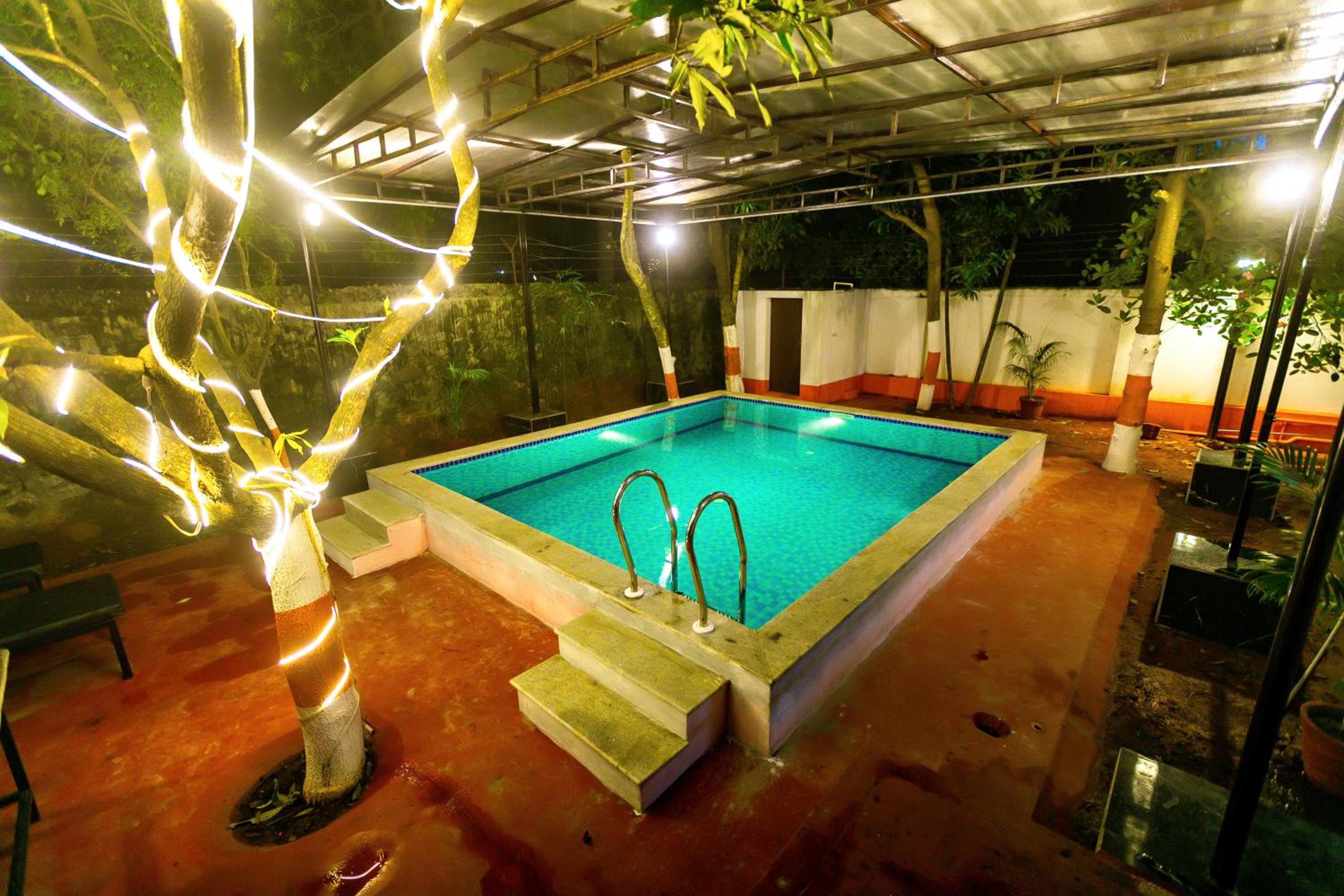 Queens Paradise Estate Resort