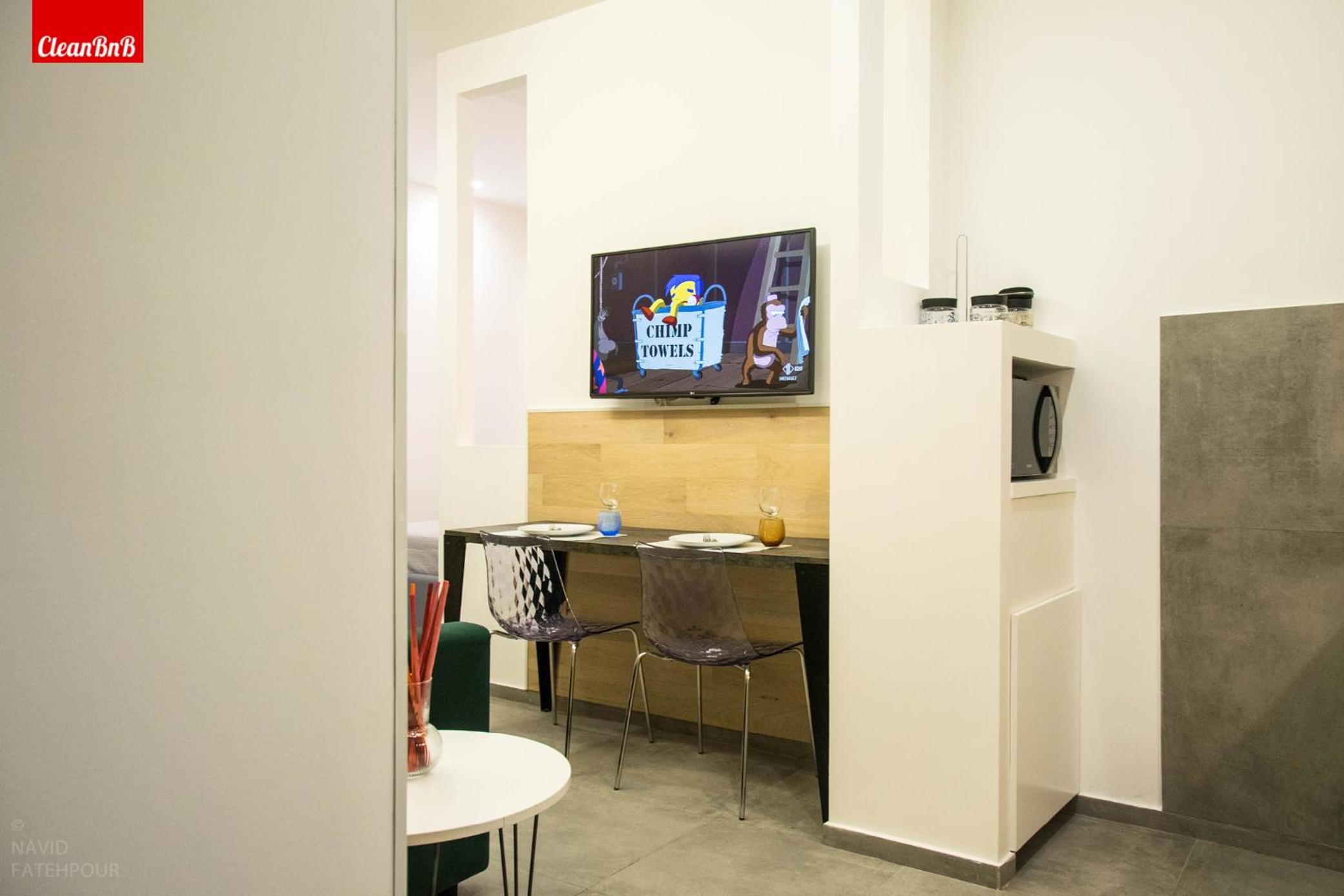 GuestHost - Largo Leopardi Modern Apartment