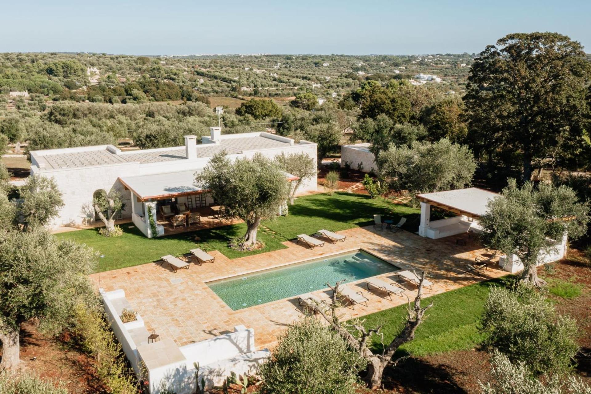 Luxury Villa Borgo Cinera view 2