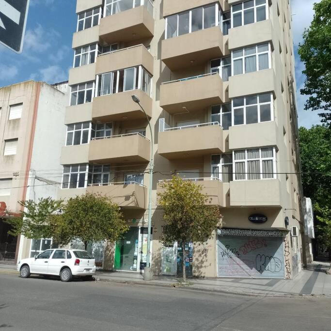Departamento 3 ambientes en La Perla-Centro