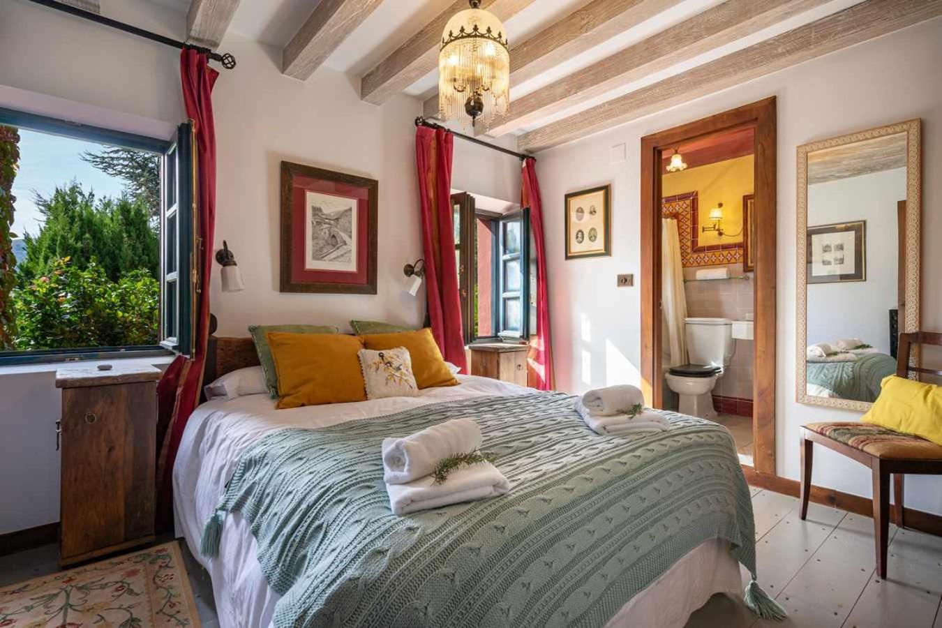 Ruralia Casa Rural El Jardín Escondido de Helgueras