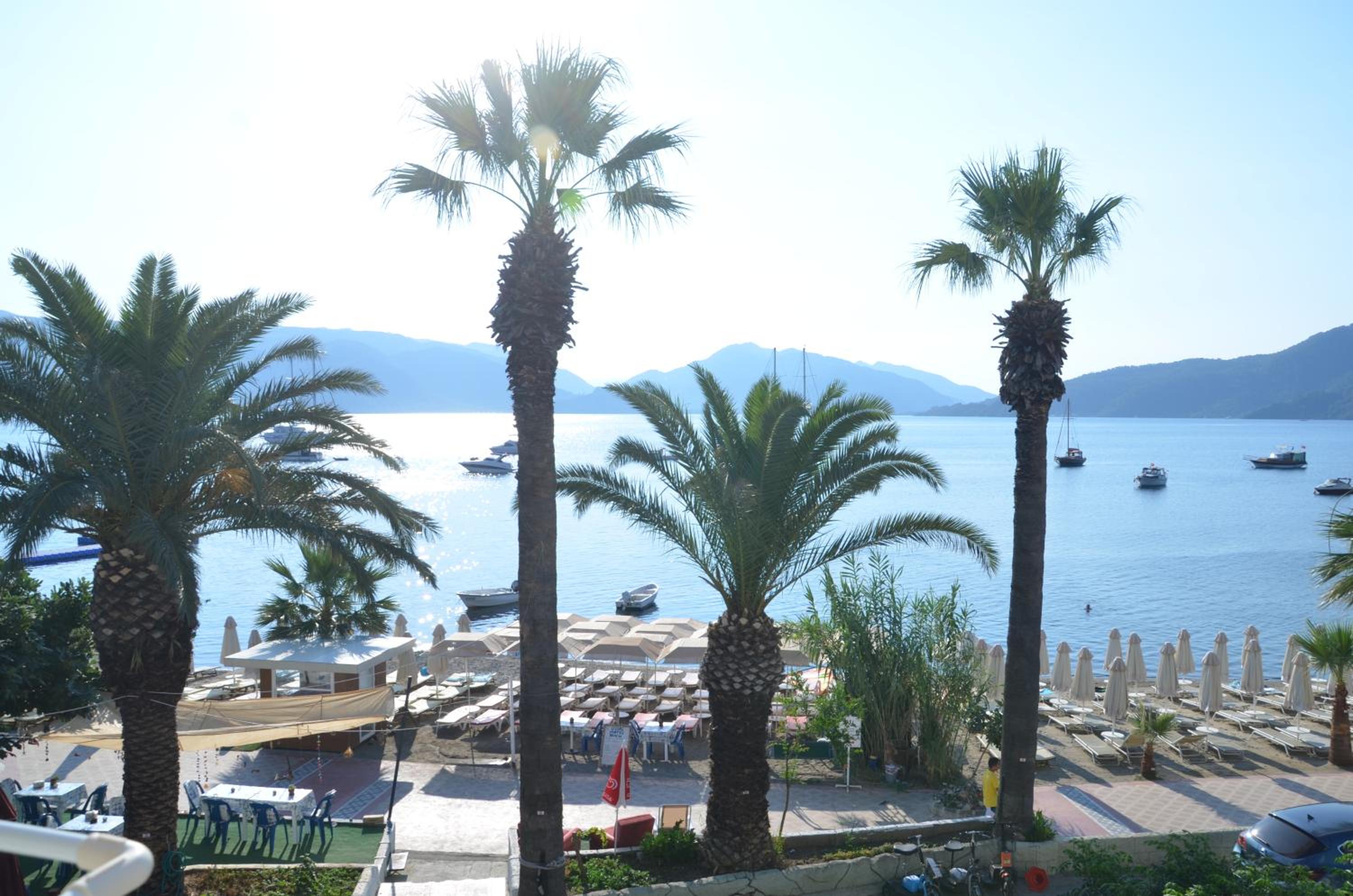 Uysal Motel Beach