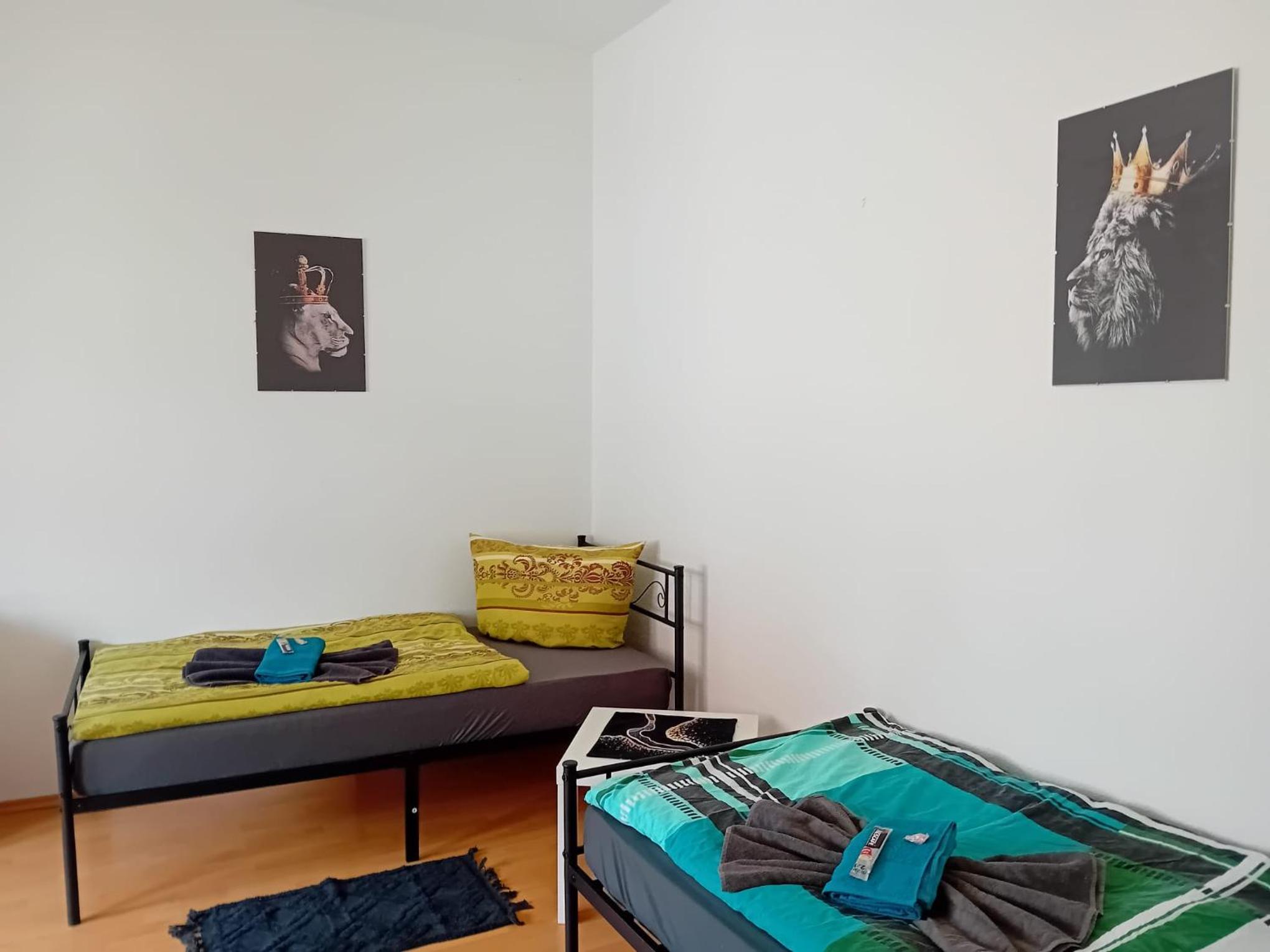 Stellas Monteurwohnungen en Werdau — hotel room