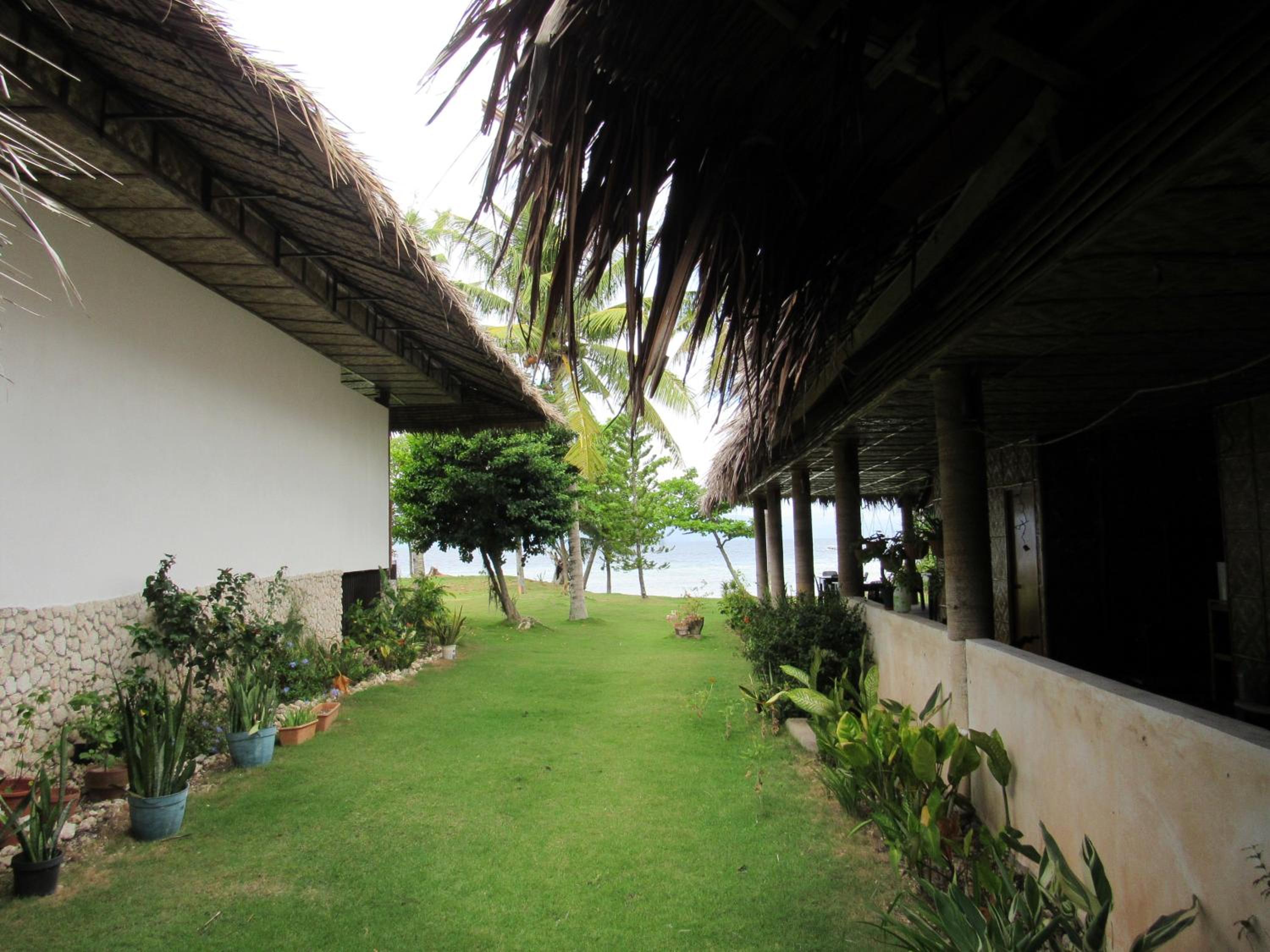 DACOZY Beach Resort