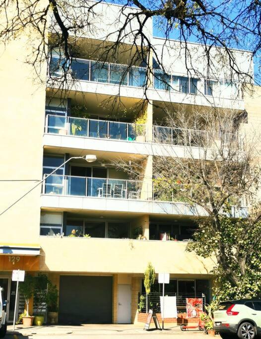 King on Sturt