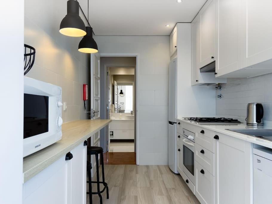 Olaias Lisbon 2bed near Metro view 5