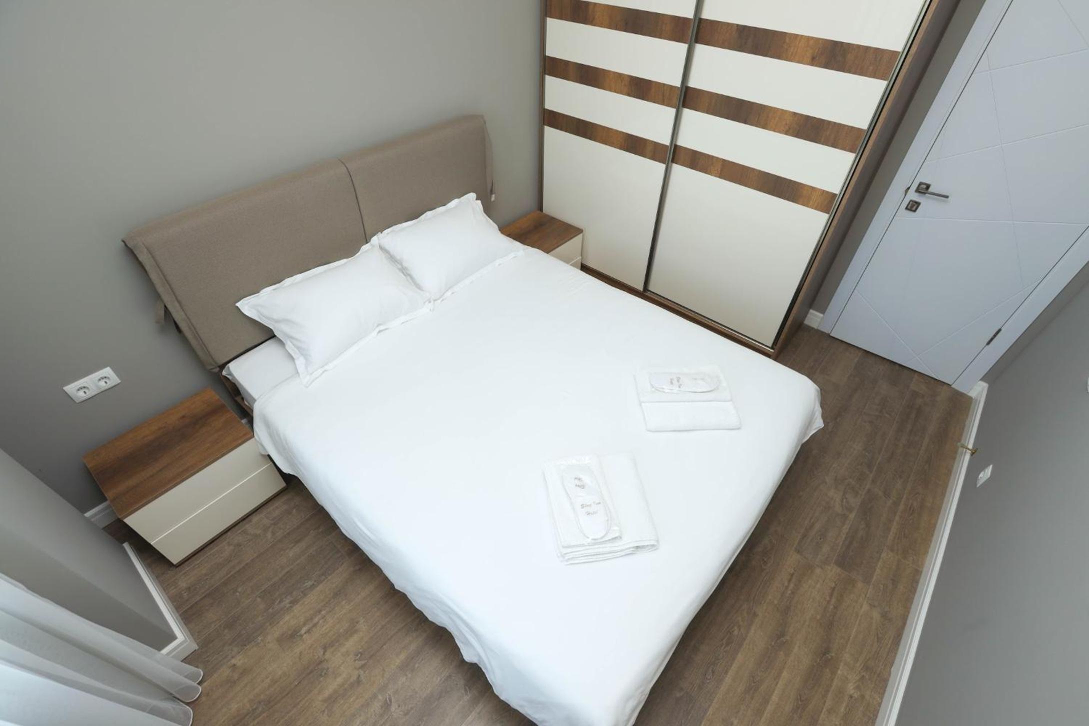Apart-hotel on Koghbatsi 16