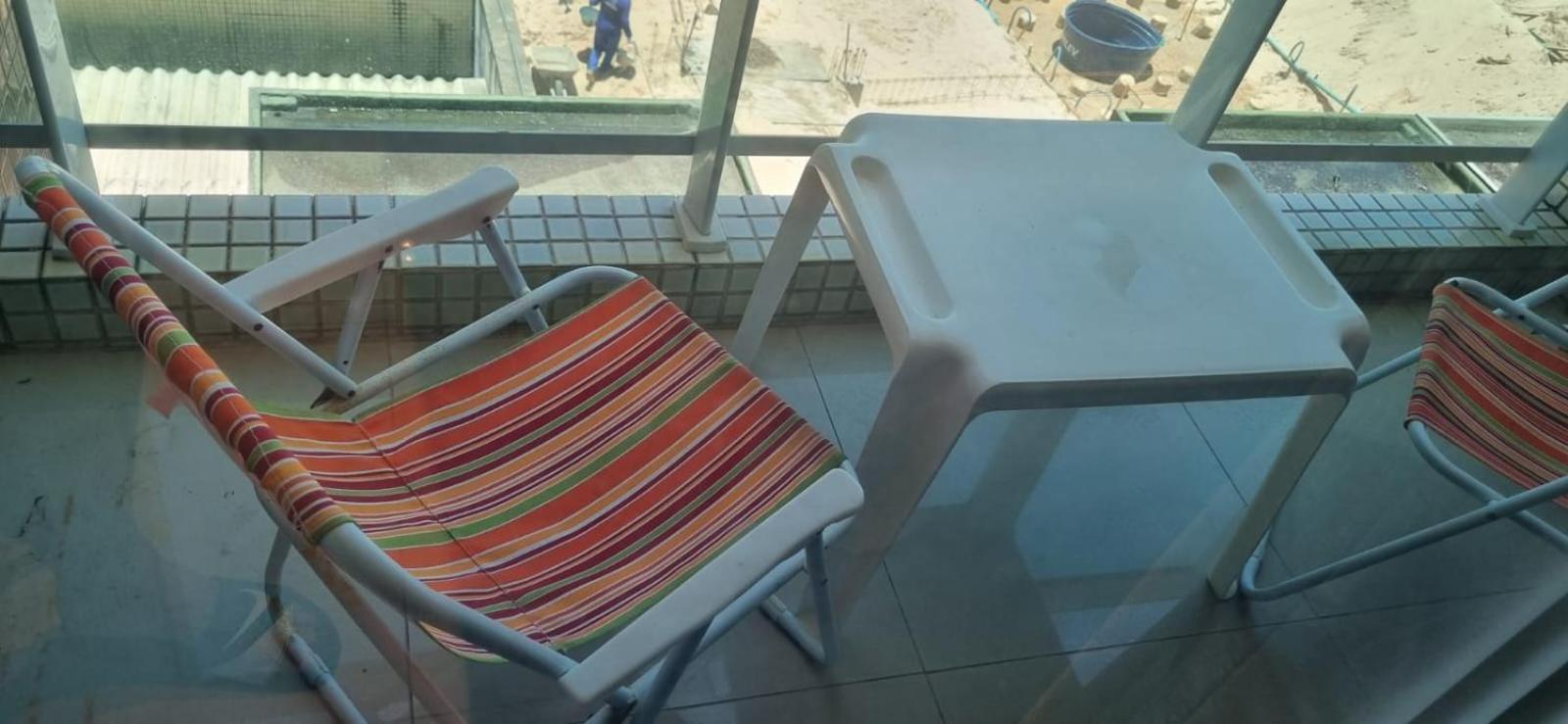 Confortável Flat com vista parcial do mar de Intermares