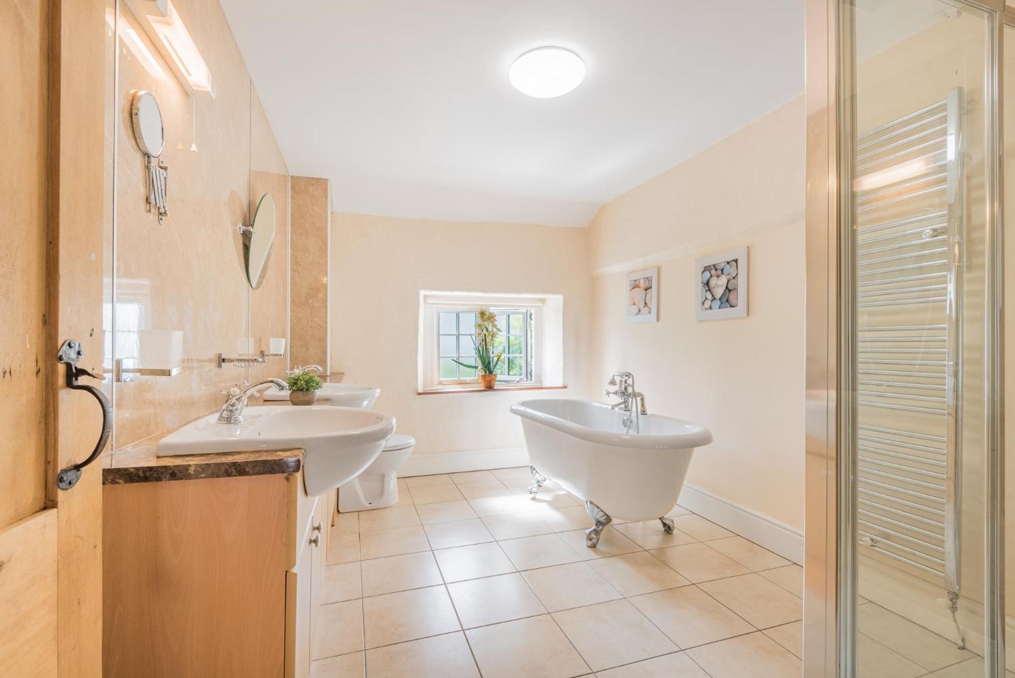 farmhouse braithwaite mews