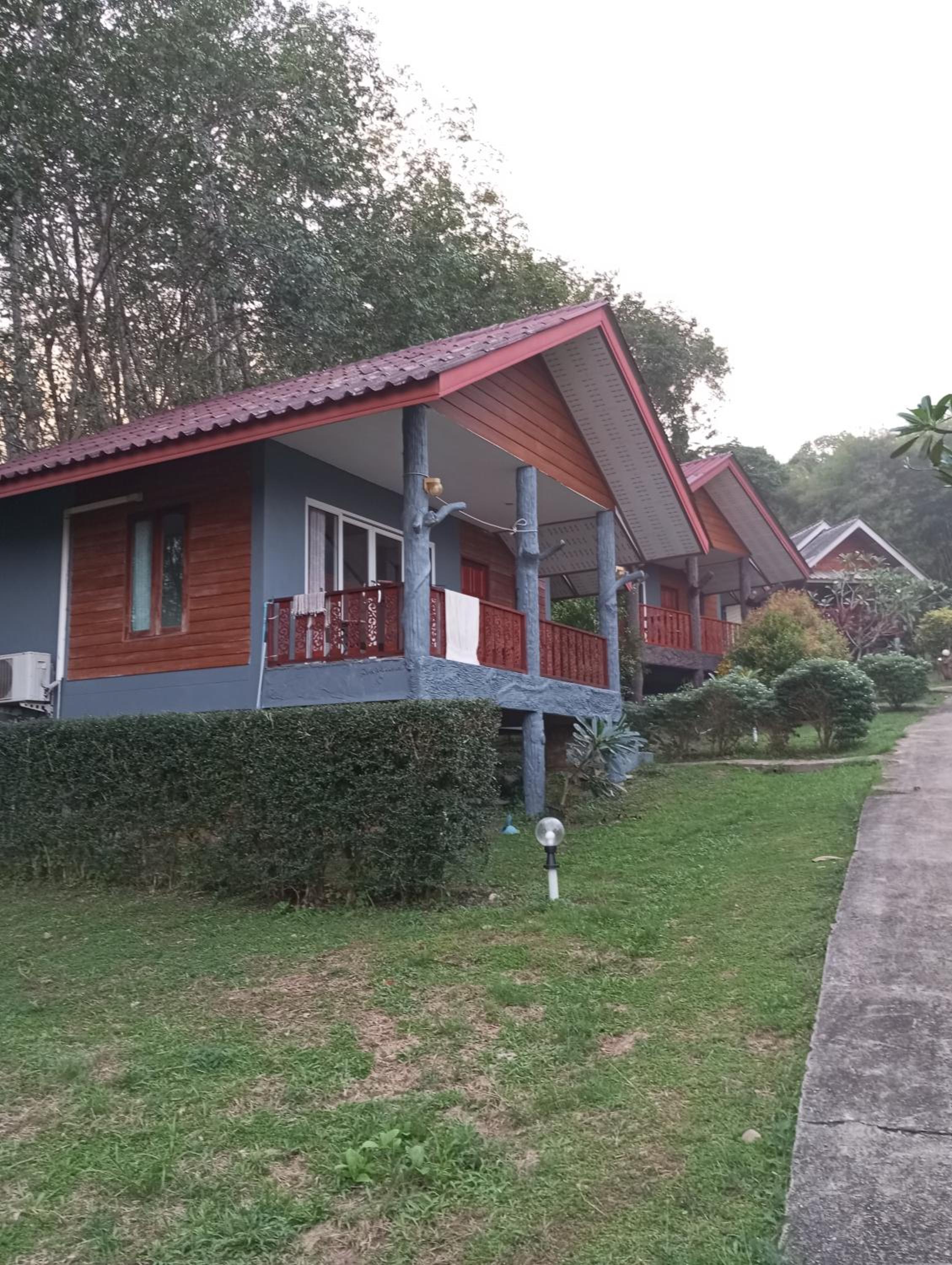 Hotel Mookanda bungalow - Image 1