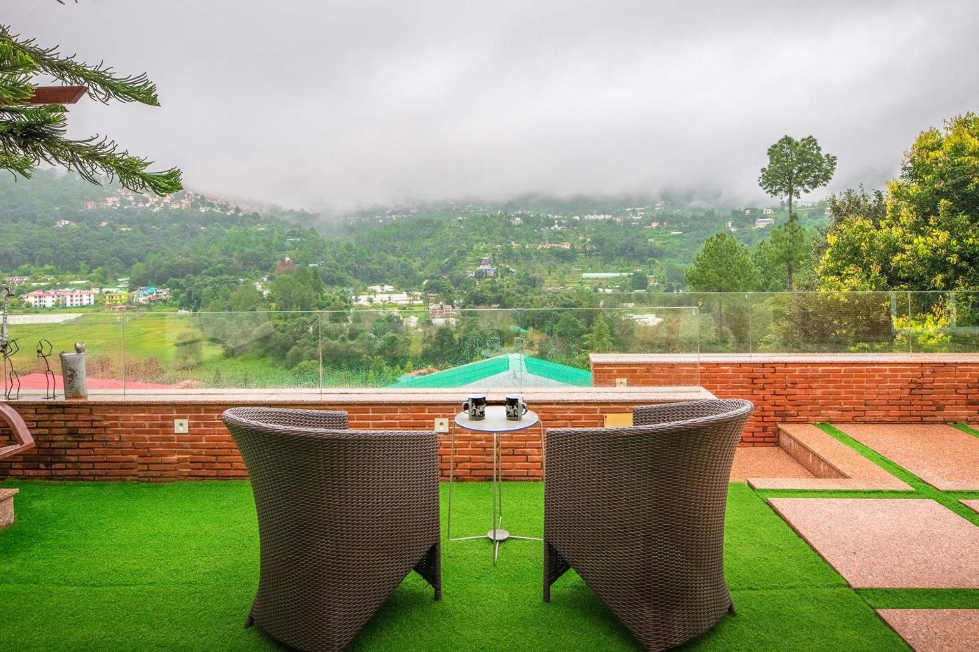 balance & terrace