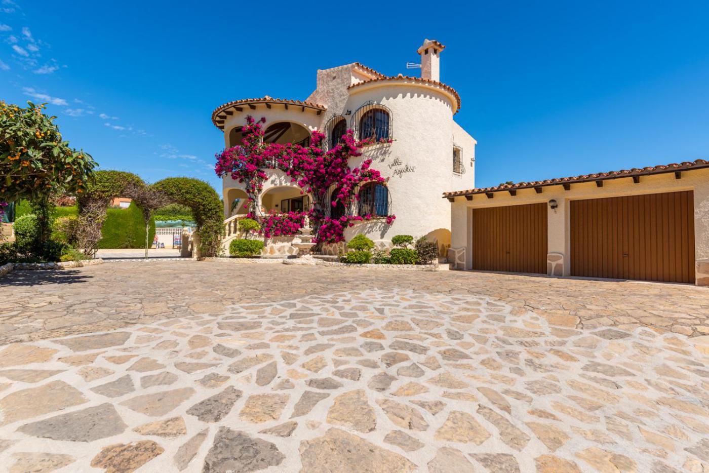 Villa Agudin - PlusHolidays