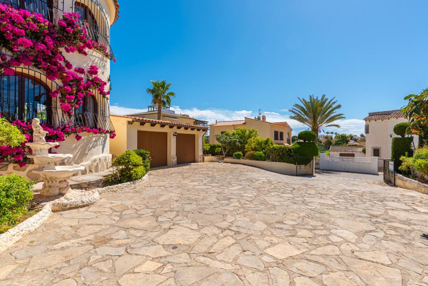 Villa Agudin - PlusHolidays