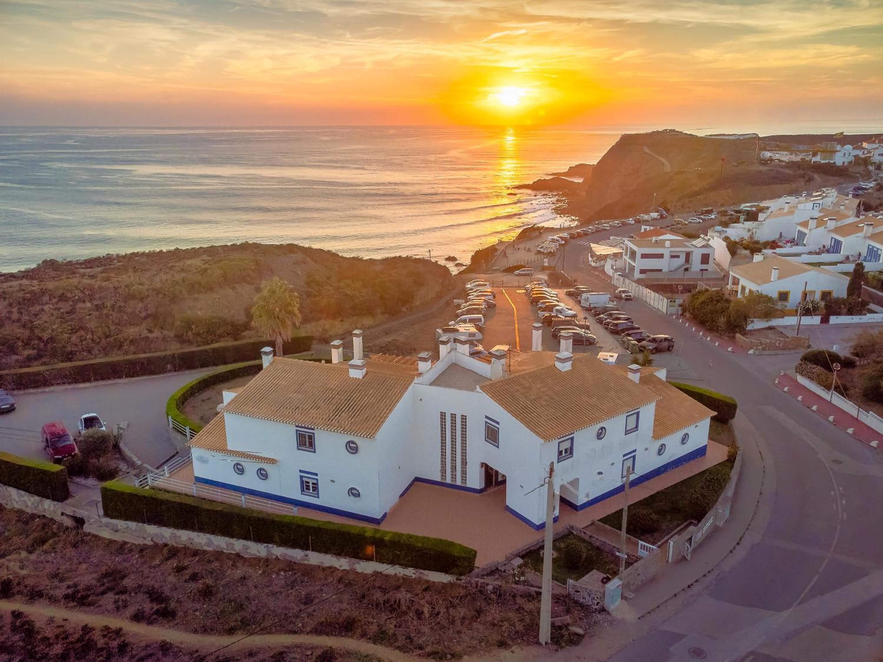 Sweet Home Arrifana - Beachhouse by Lisbeyond view 2