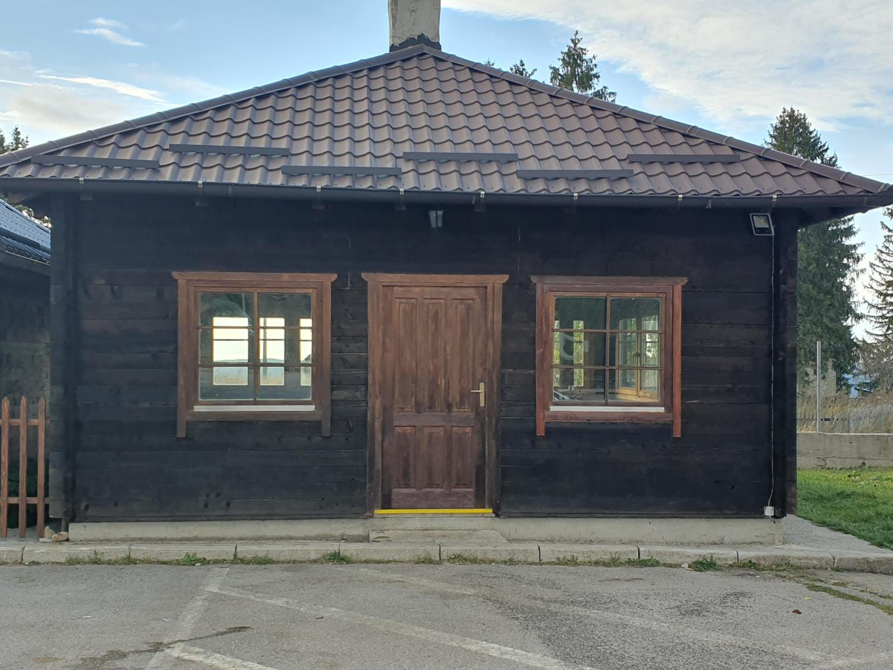 Apartman Lari