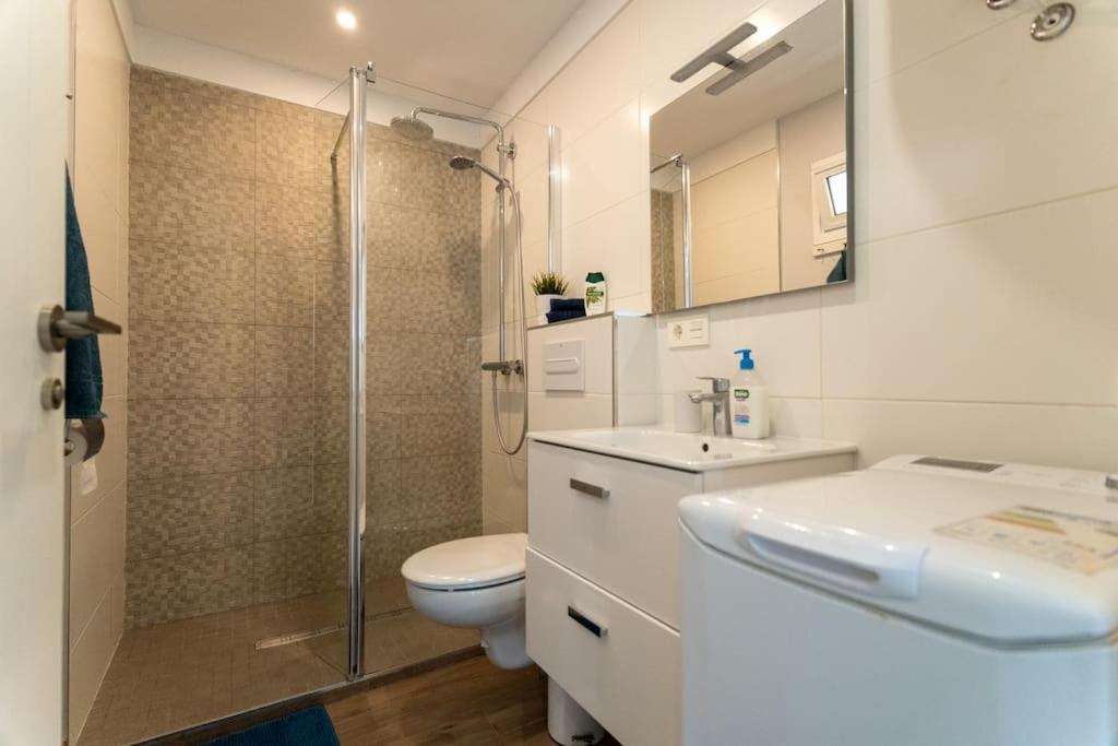 Buena Vista Torres Yomely