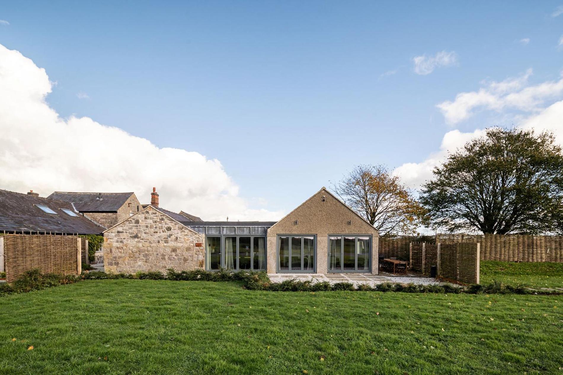 The Coach House at Dovedale Manor - main view