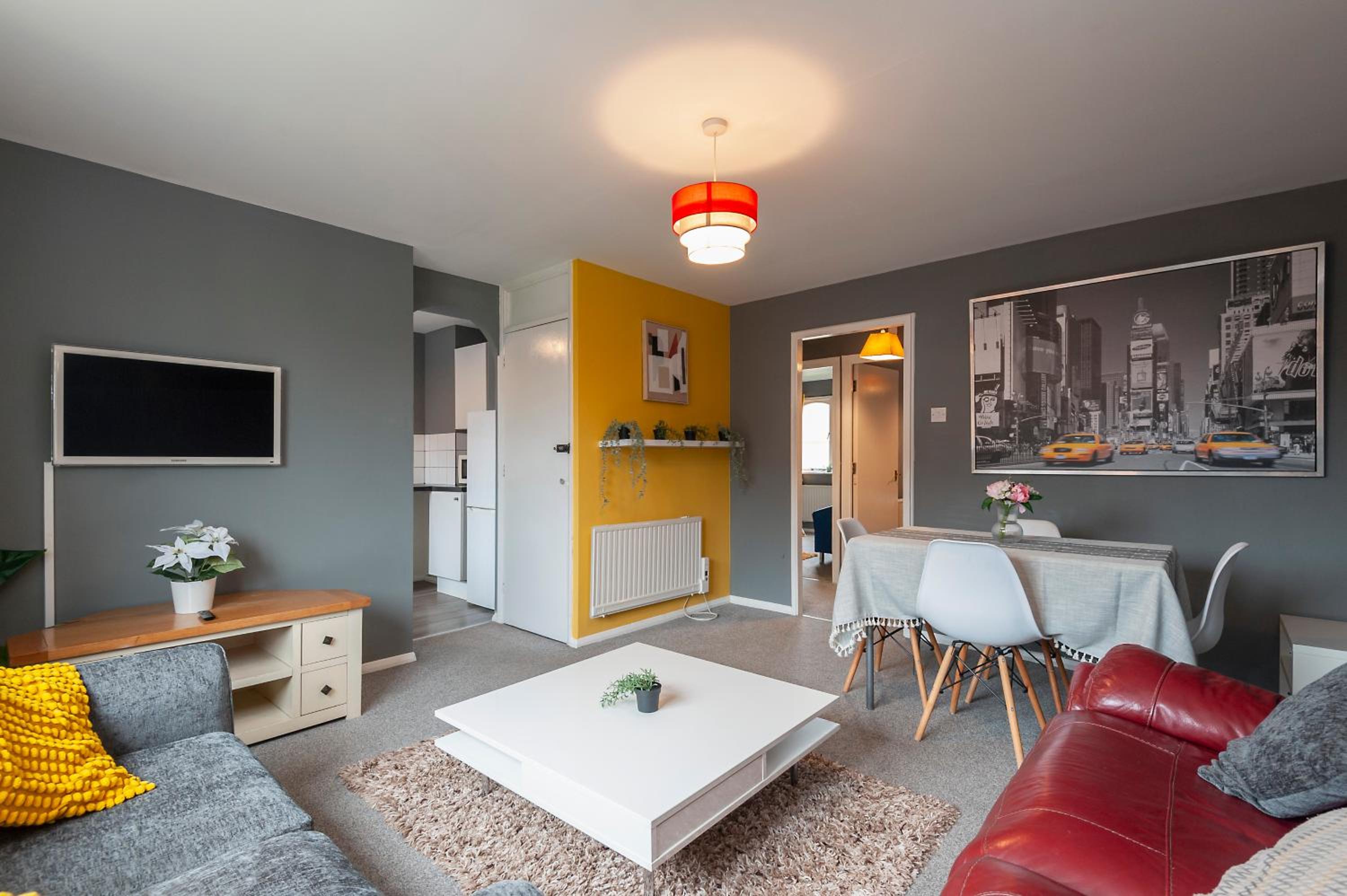 Cosy 2 BDR Flat with Free Parking close to Tower Bridge
