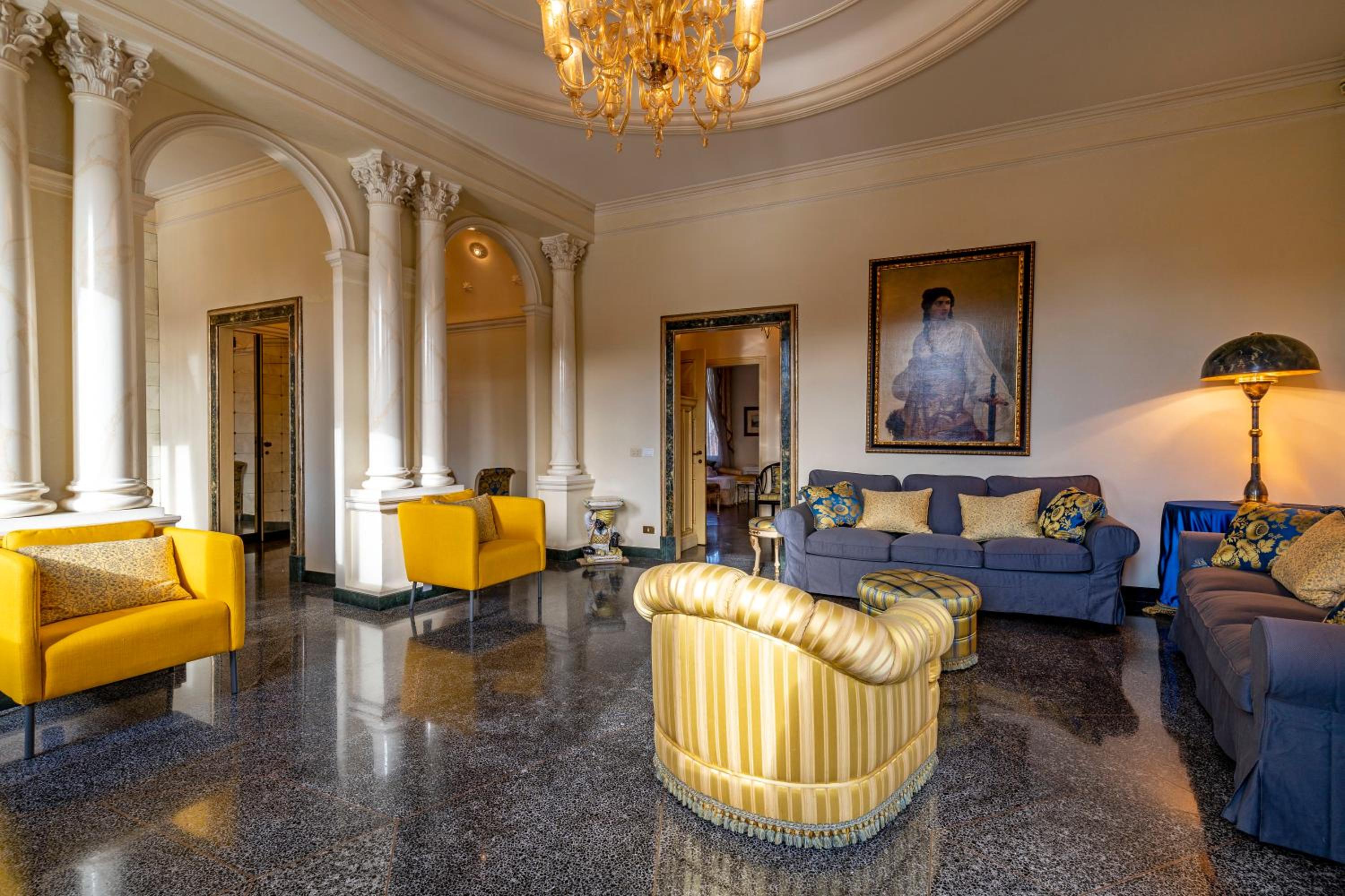 lounge