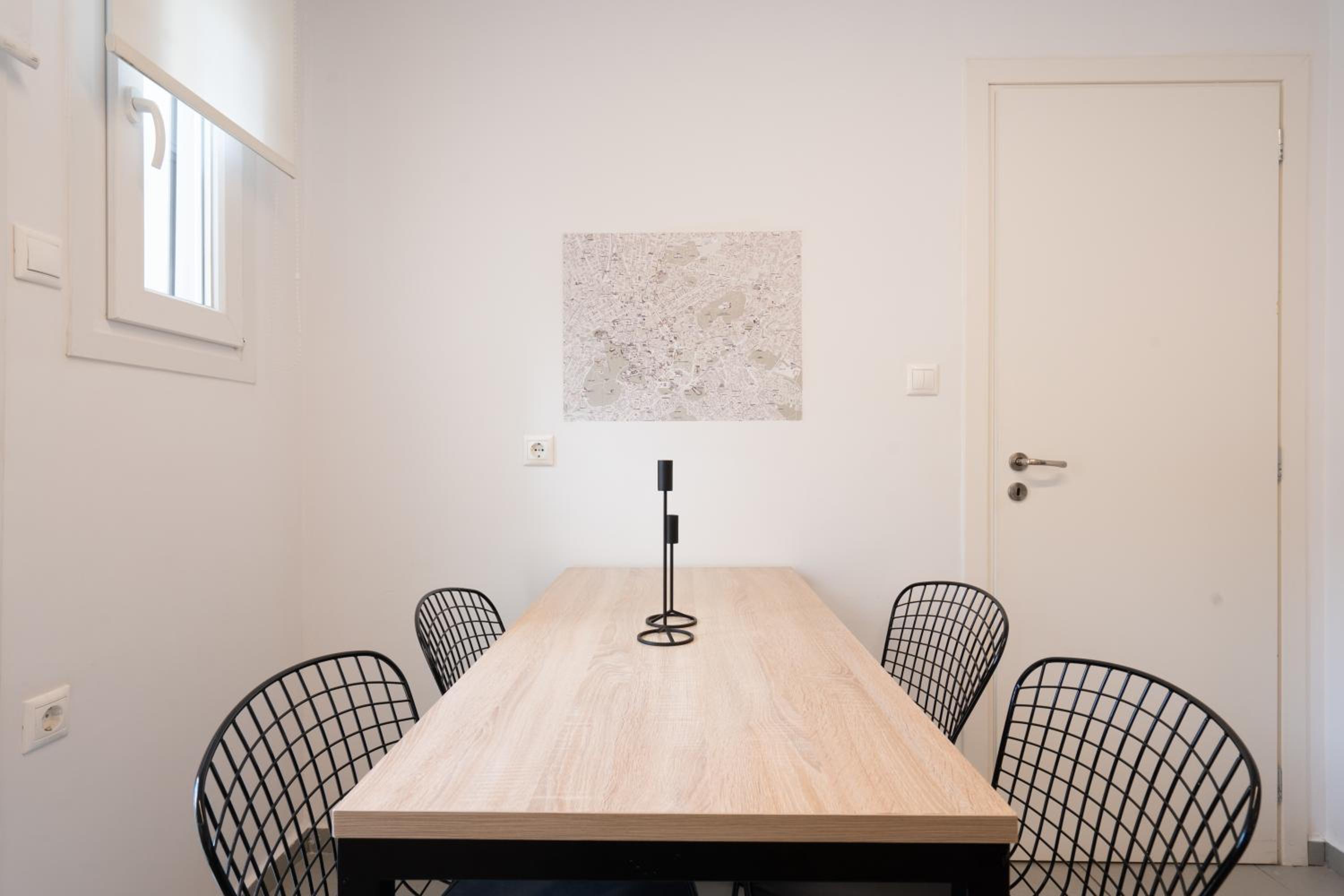 Classy Apartment in Koukaki, Walk to Metro & Acropolis
