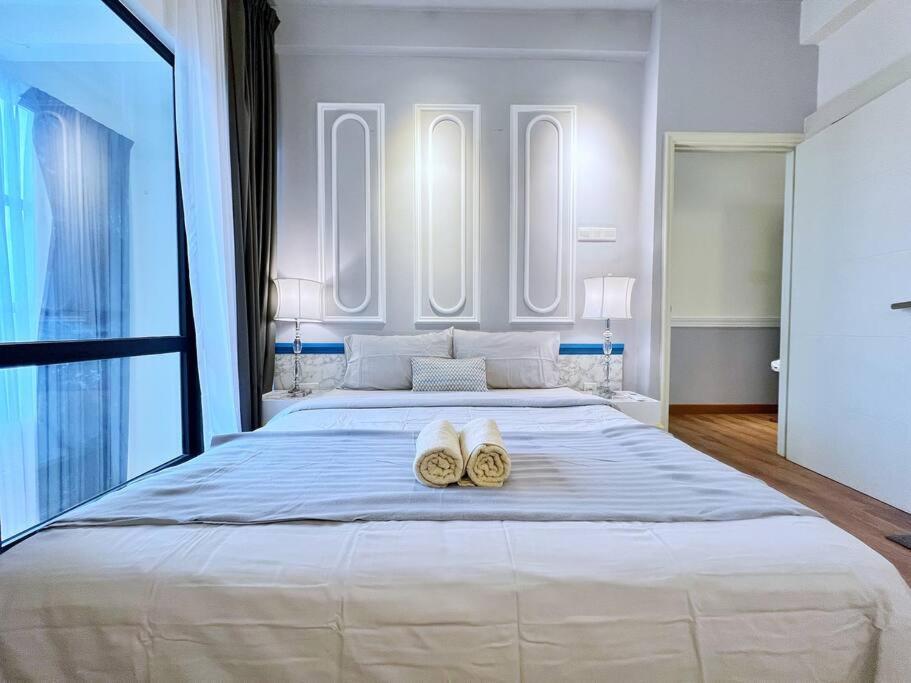 Arte Mont Kiara Artistic 2BR Duplex Suite