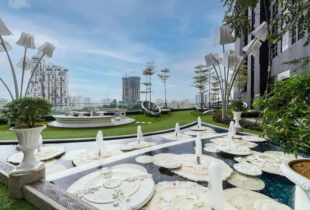 Arte Mont Kiara Artistic 2BR Duplex Suite