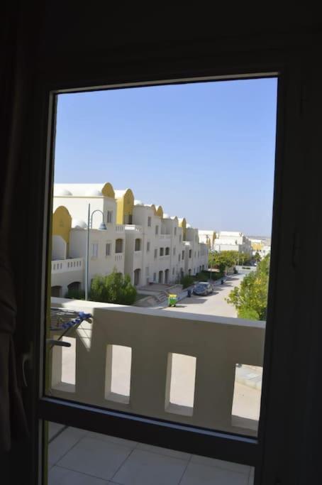 2 br flat with dome and balcony in Makadi view 4