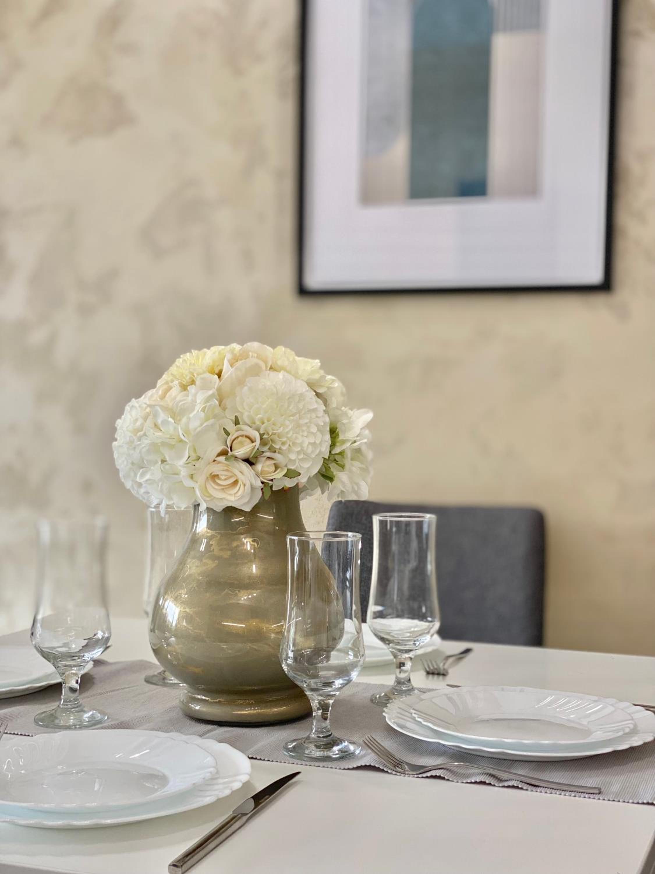 Beautiful & Comfy Apartment for 4 Guest and Free Parking