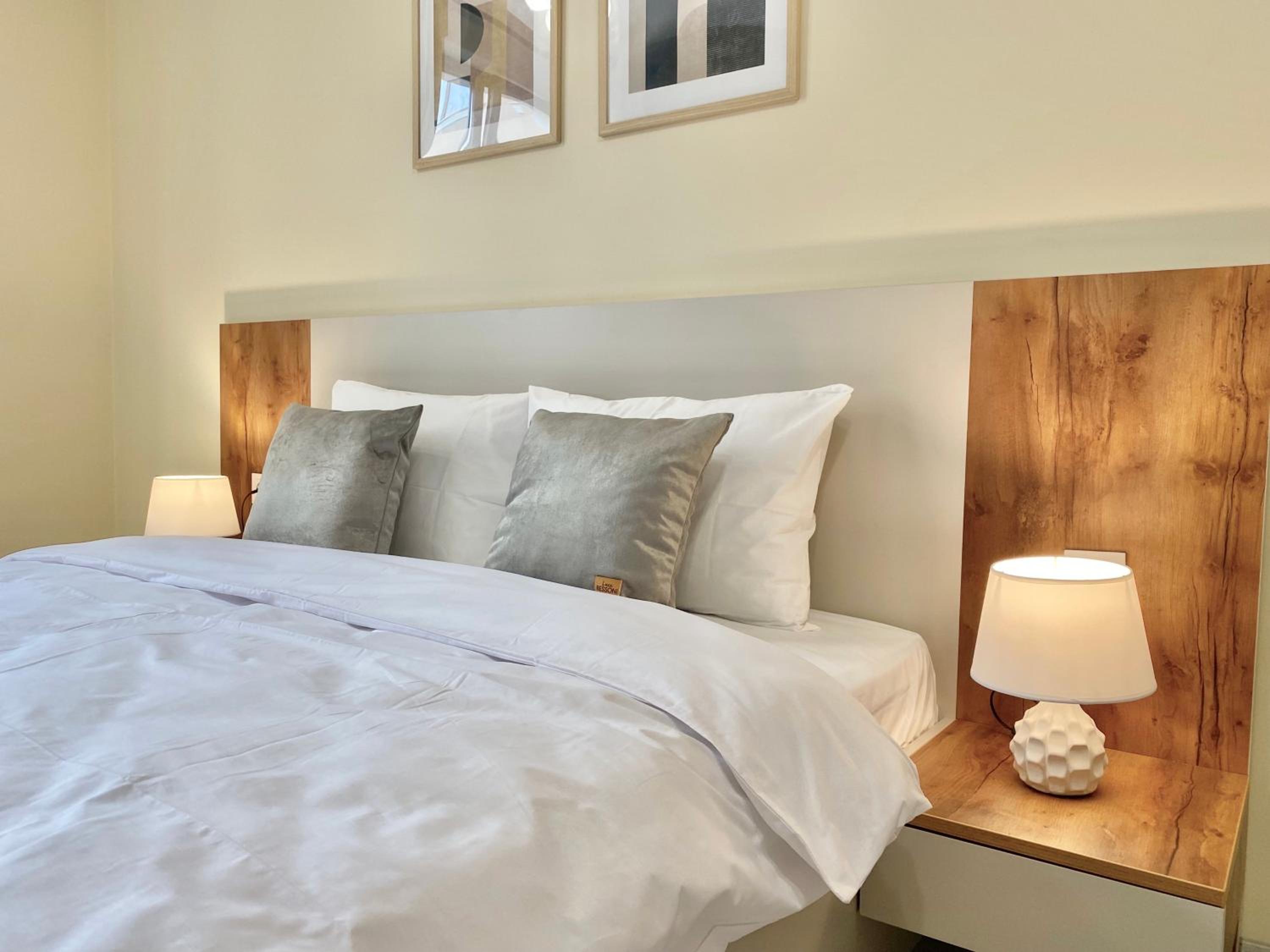 Beautiful & Comfy Apartment for 4 Guest and Free Parking
