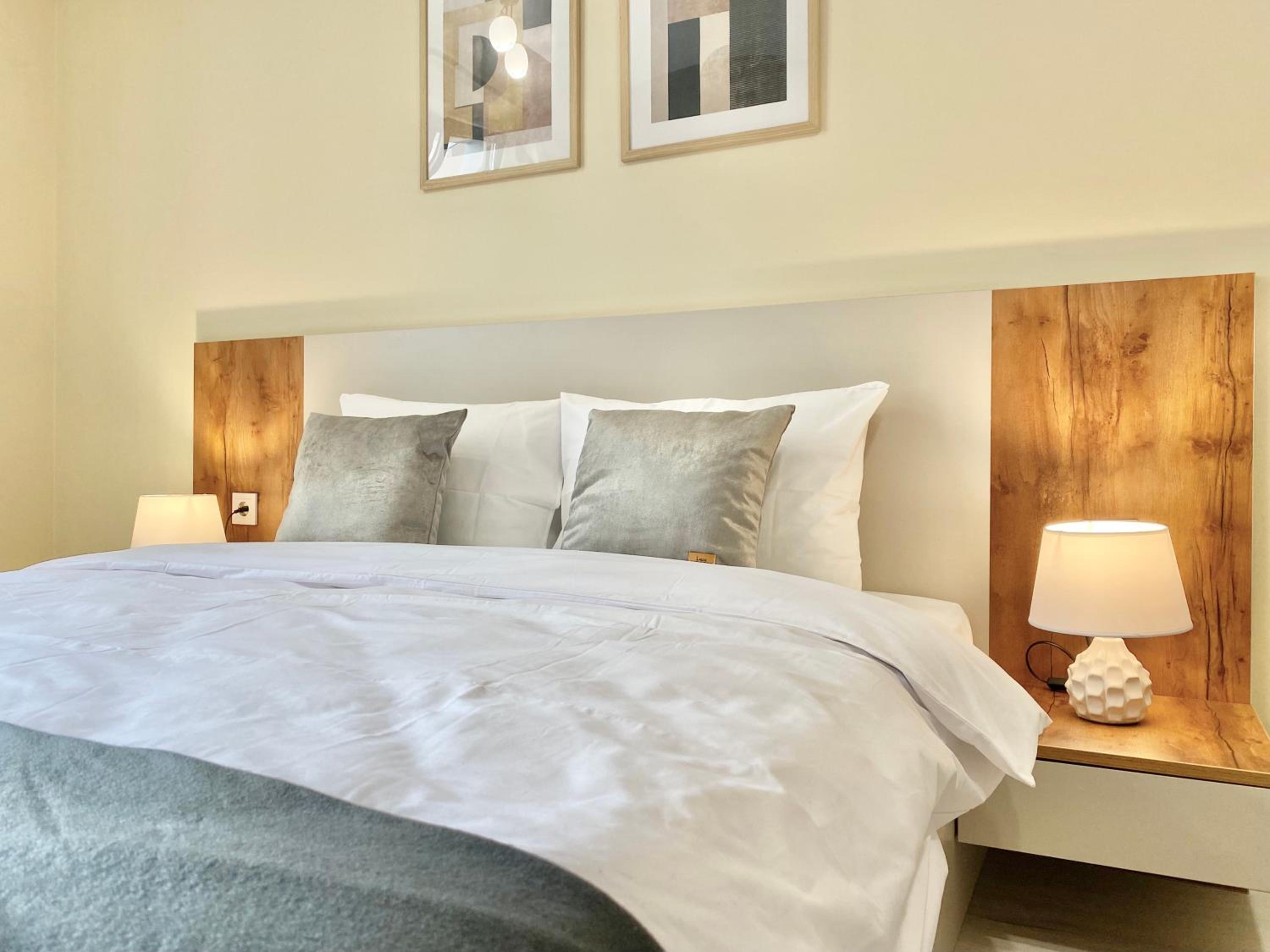 Beautiful & Comfy Apartment for 4 Guest and Free Parking