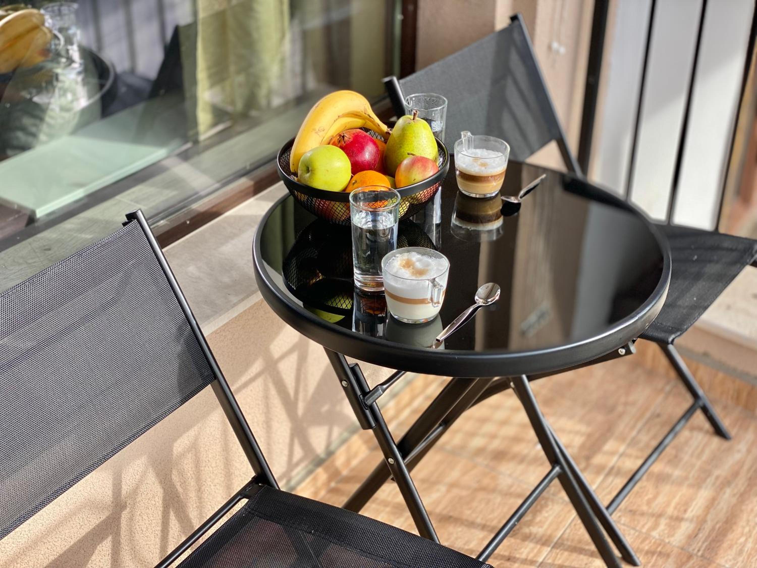 Beautiful & Comfy Apartment for 4 Guest and Free Parking