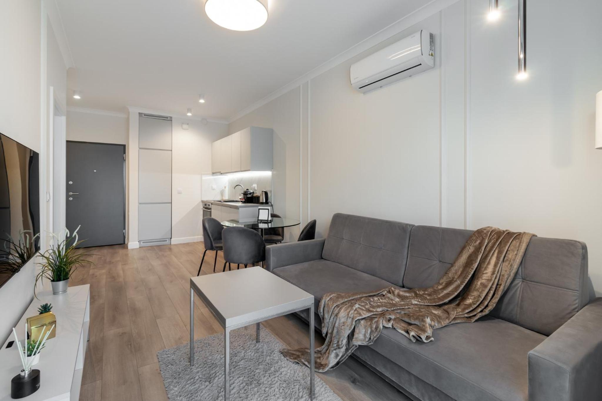 Urban Chic - Great Location- One Bedroom Apartment - Siedmiogrodzka 3