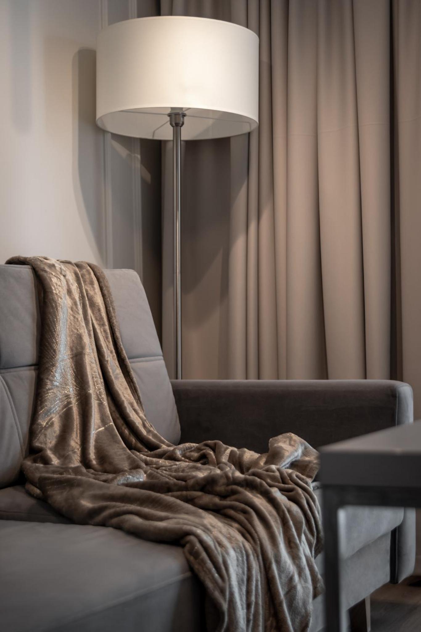 Urban Chic - Great Location- One Bedroom Apartment - Siedmiogrodzka 3
