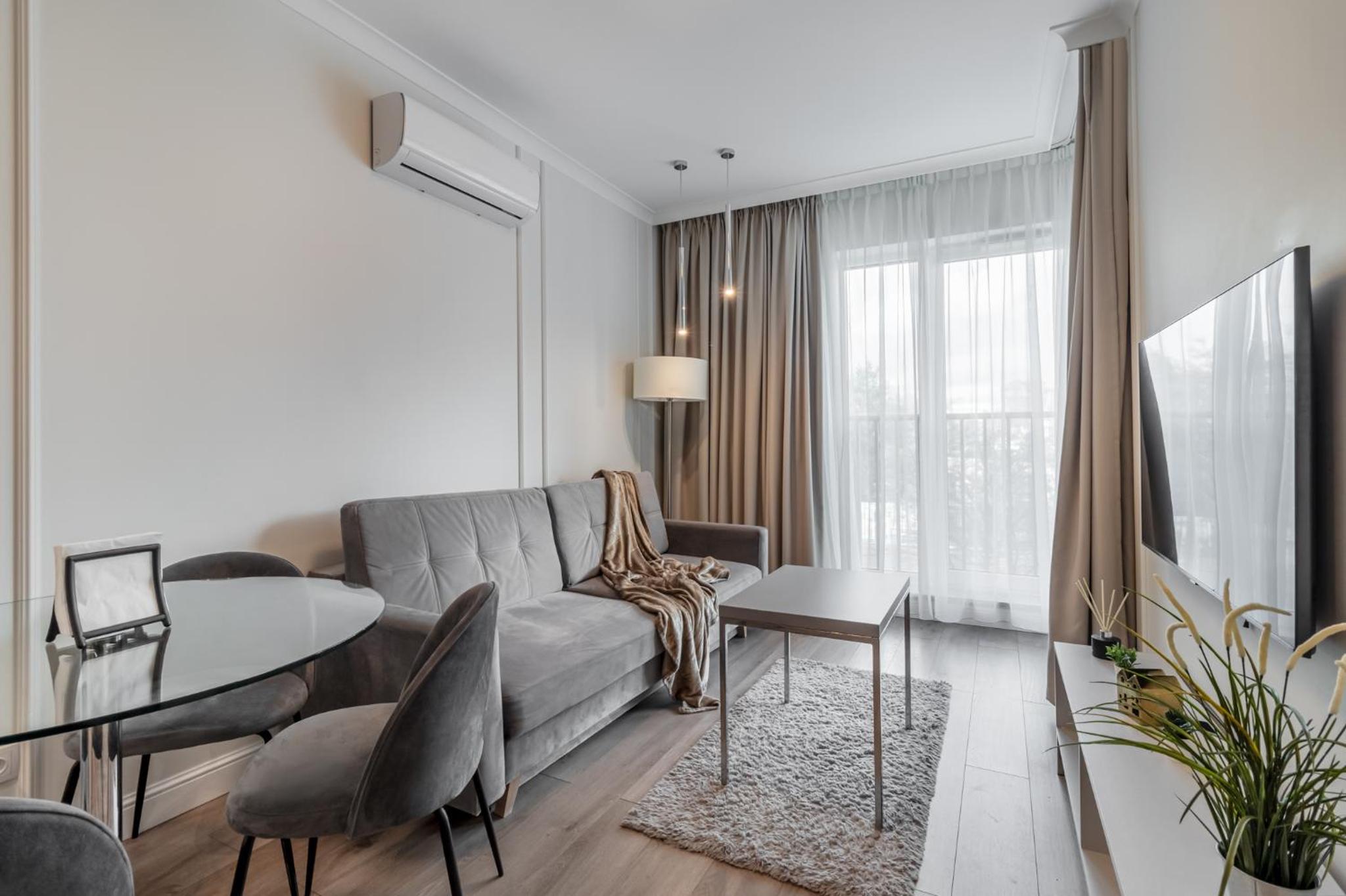 Urban Chic - Great Location- One Bedroom Apartment - Siedmiogrodzka 3