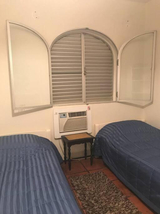 Apartamento muito charmoso na praia da Enseada