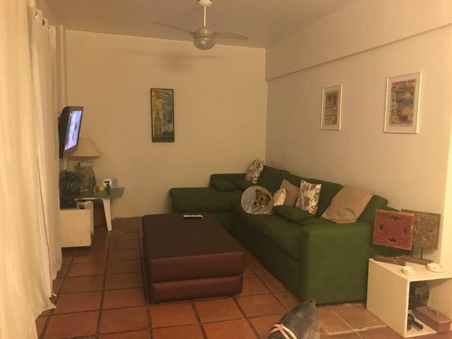 Apartamento muito charmoso na praia da Enseada