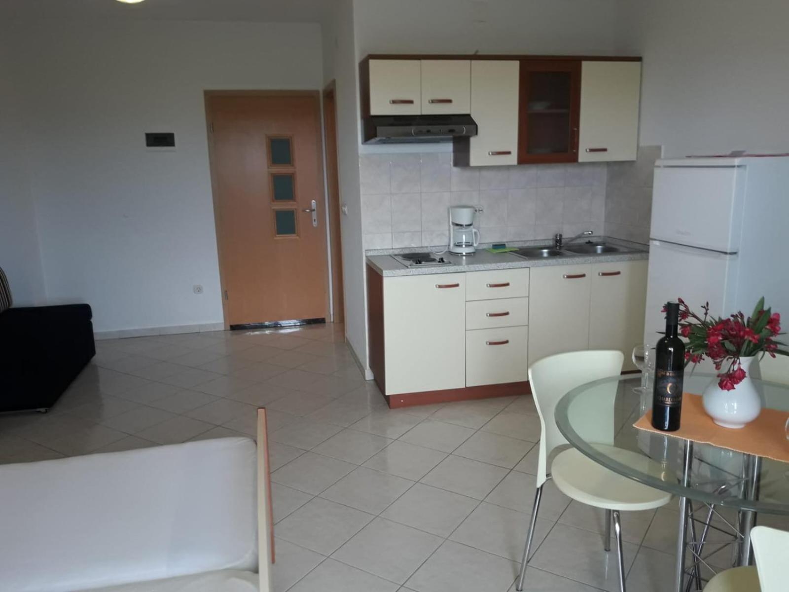 Apartmani Manuela Ljubač view 2