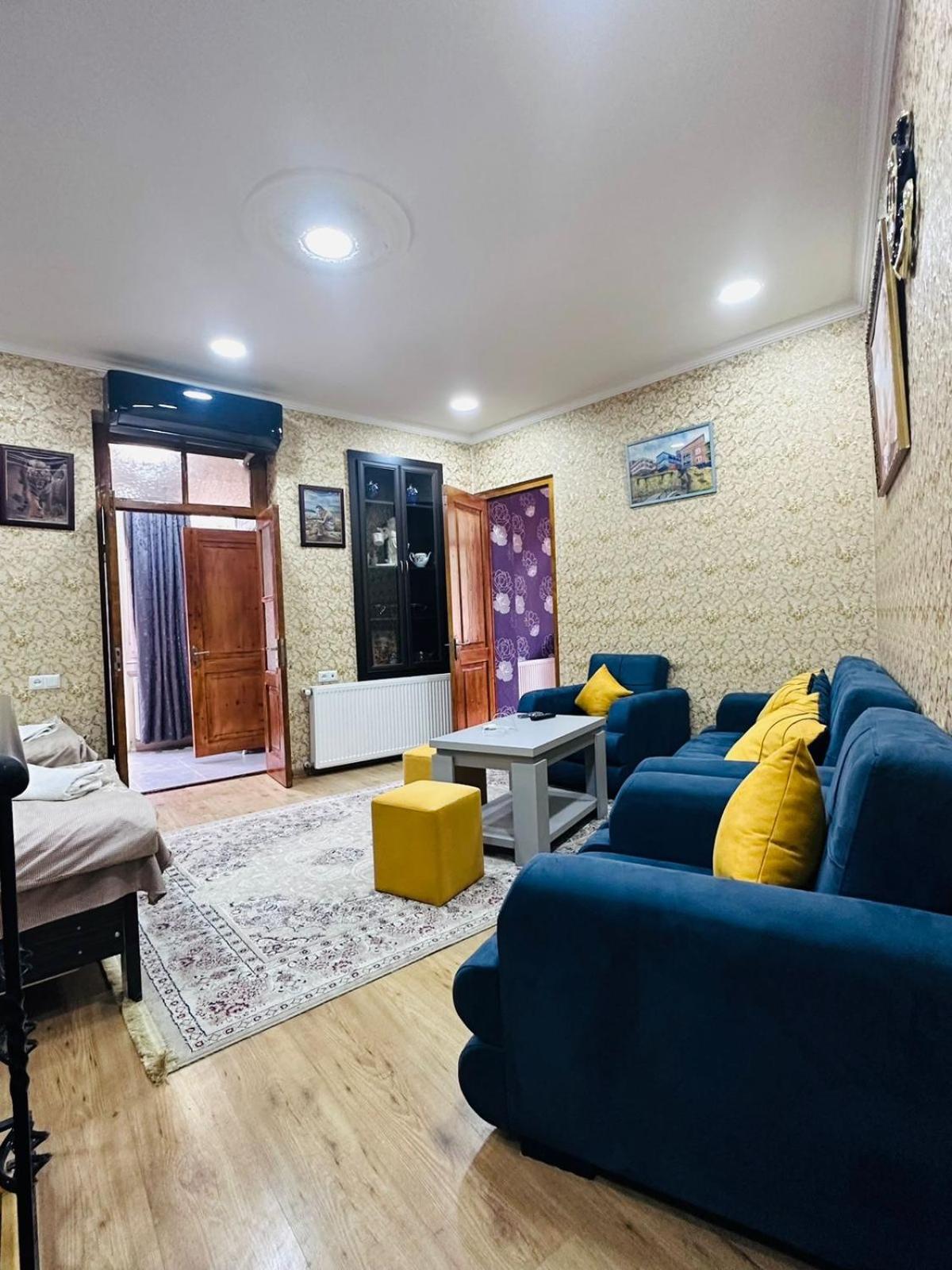 Nikas Apartment