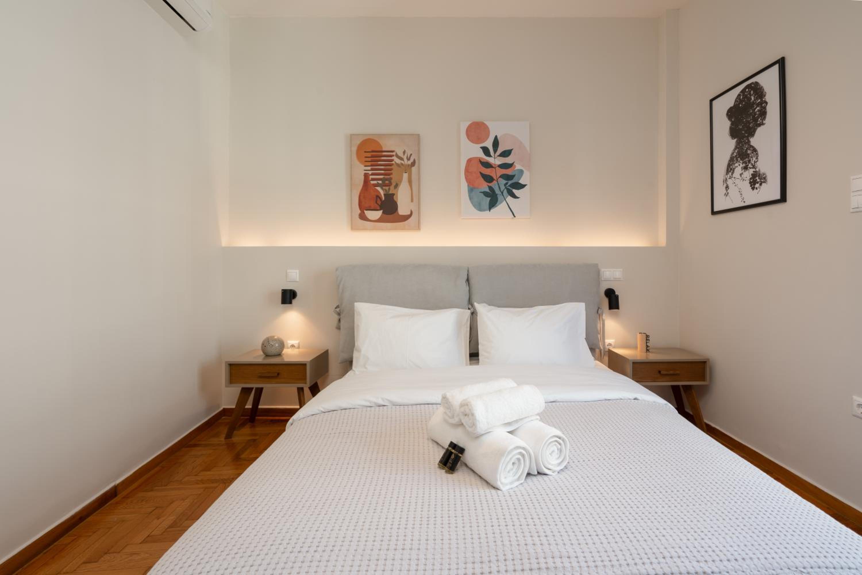 Classy Apartment in Koukaki, Walk to Metro & Acropolis