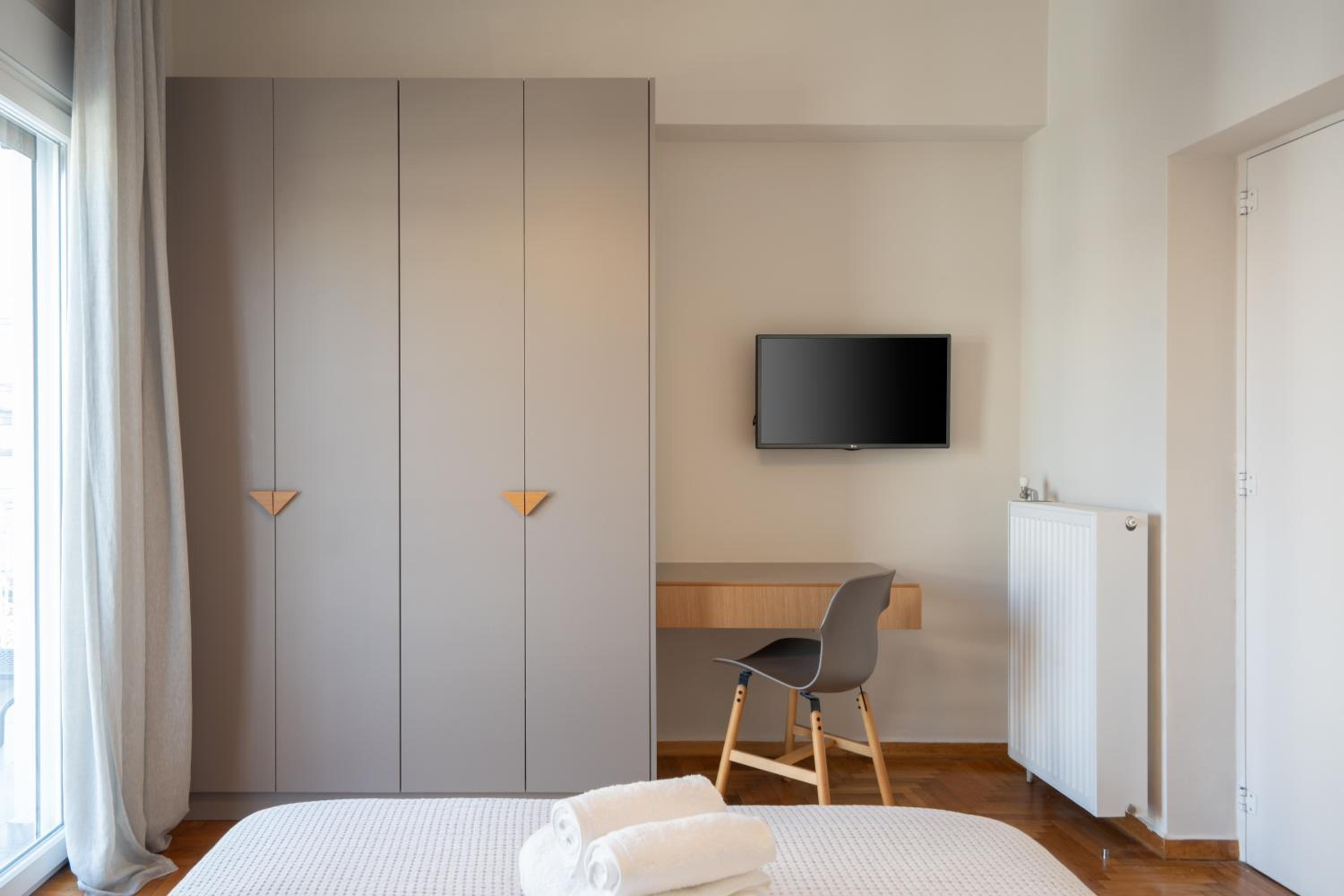 Classy Apartment in Koukaki, Walk to Metro & Acropolis