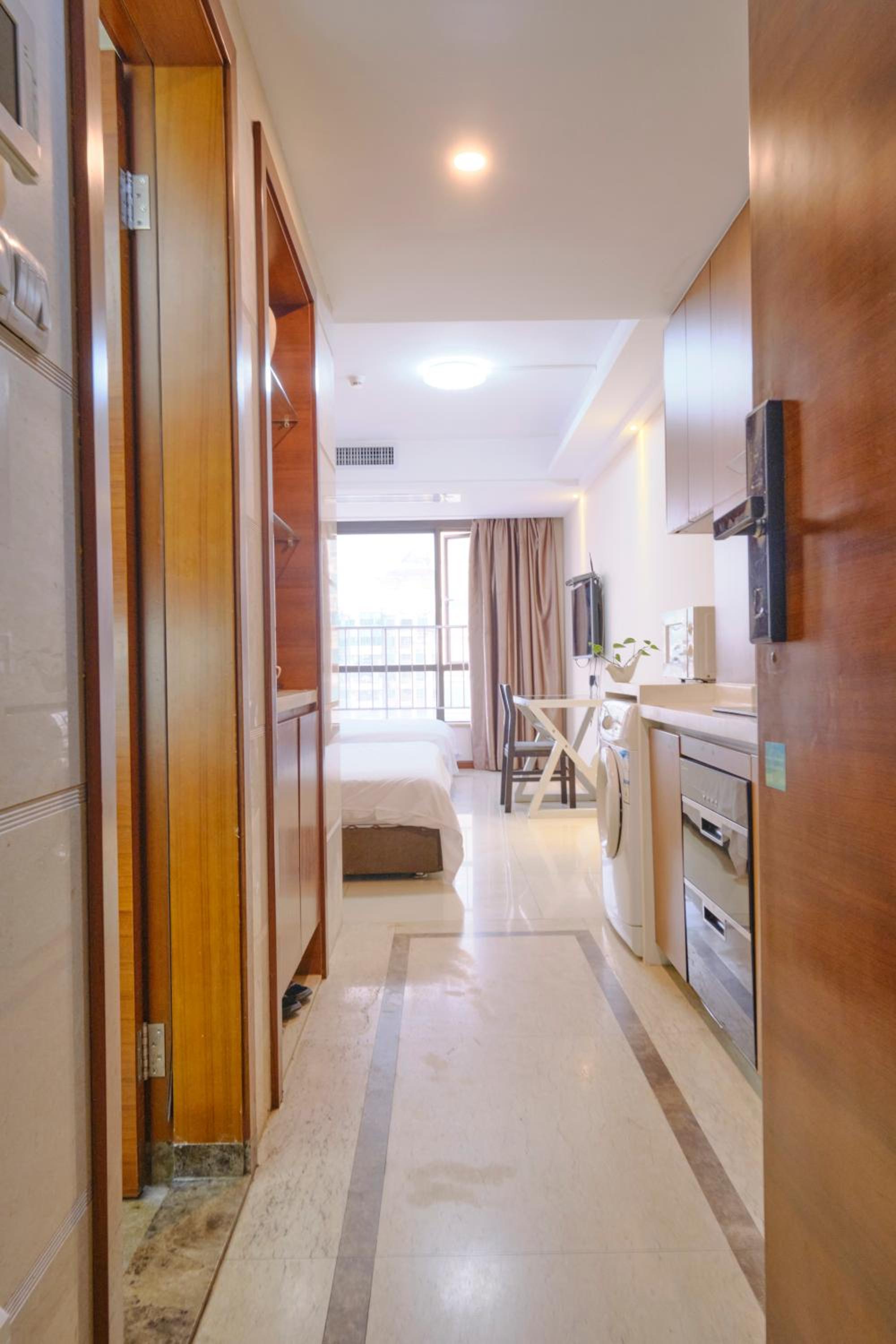 Guangzhou Uhome Service Apartment