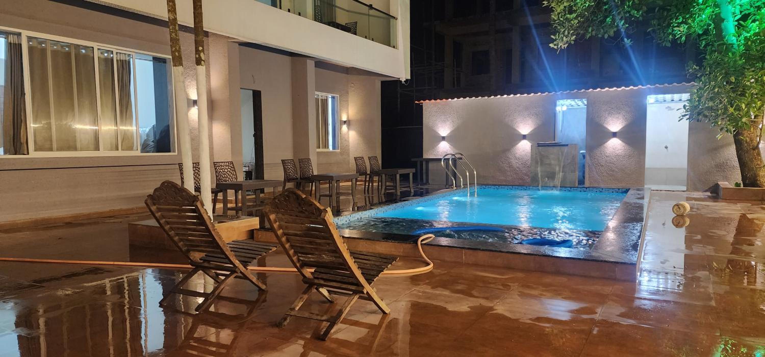 Seven Villa Akshi Alibag view 4
