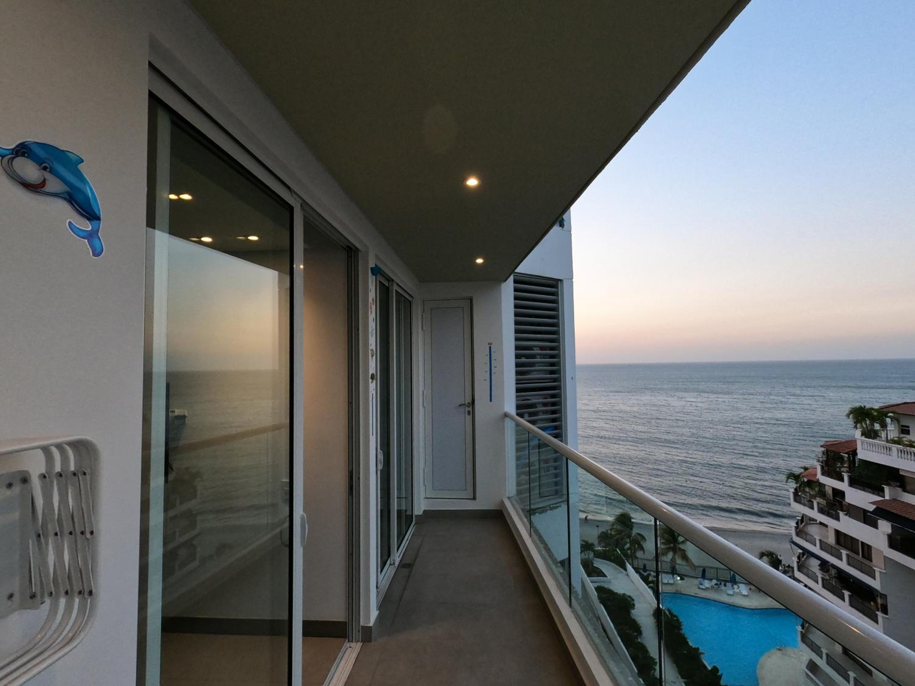 exclusivo apartamento con doble vista al mar en santa marta #