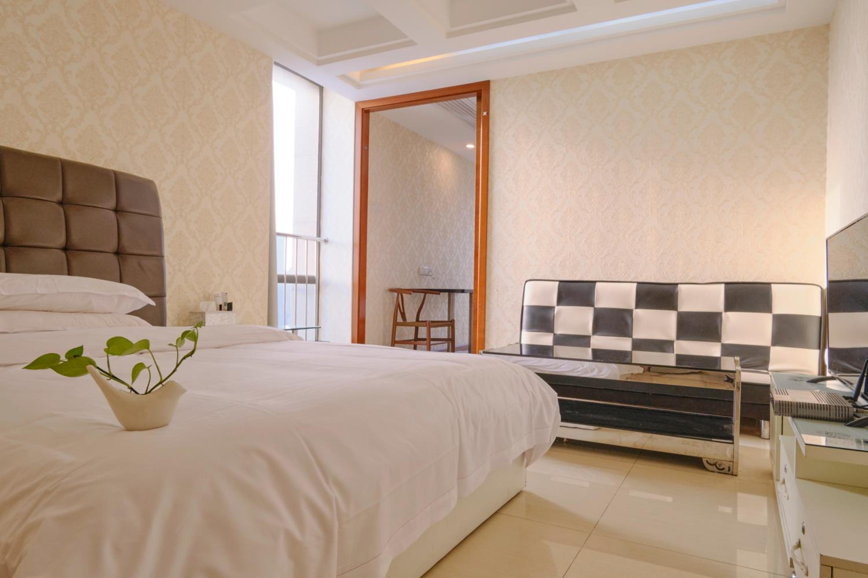 Guangzhou Uhome Service Apartment