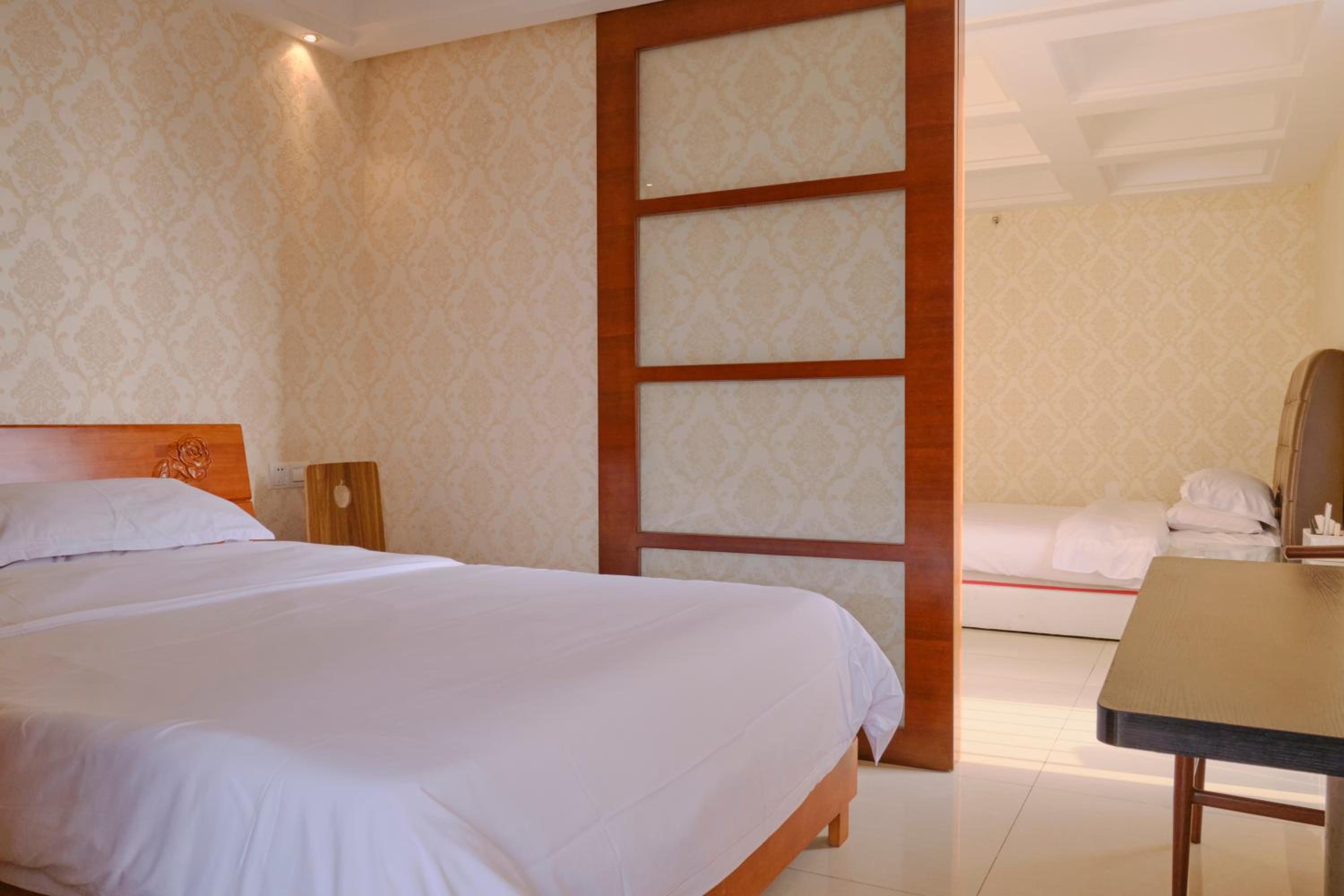 Guangzhou Uhome Service Apartment